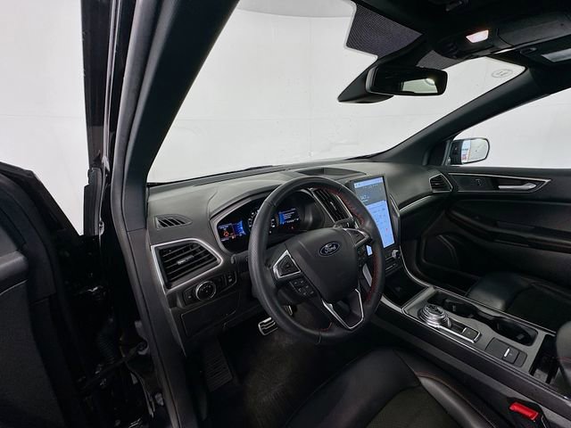Used 2024 Ford Edge ST-Line AWD/4WD image 9
