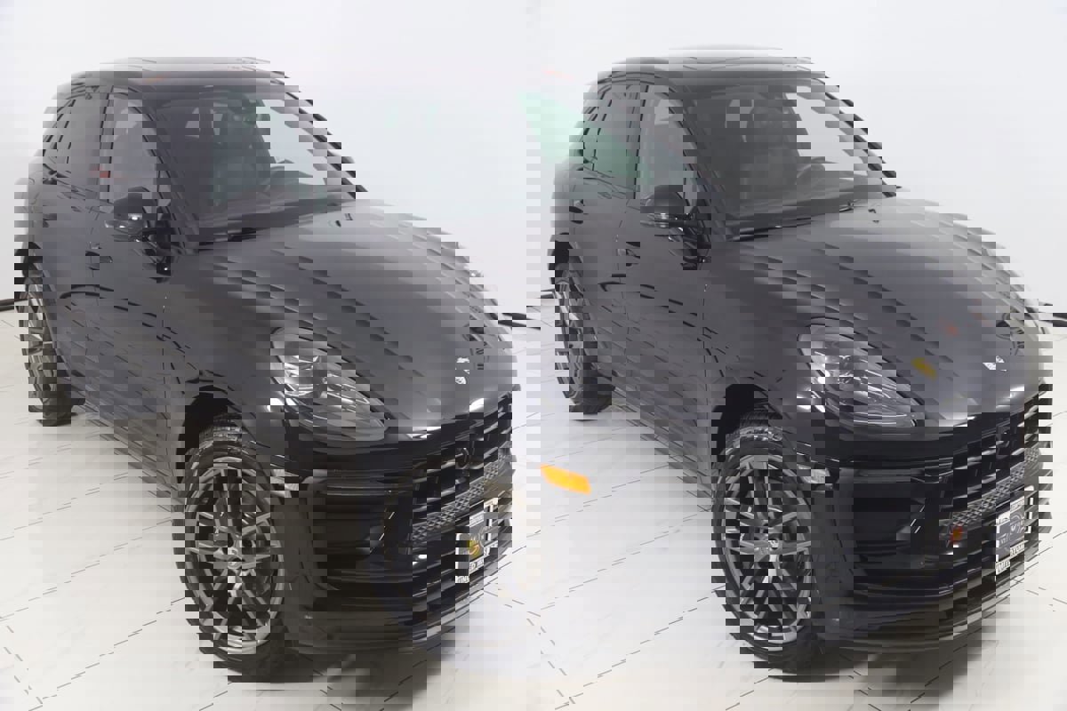 Used 2025 Porsche Macan image 22