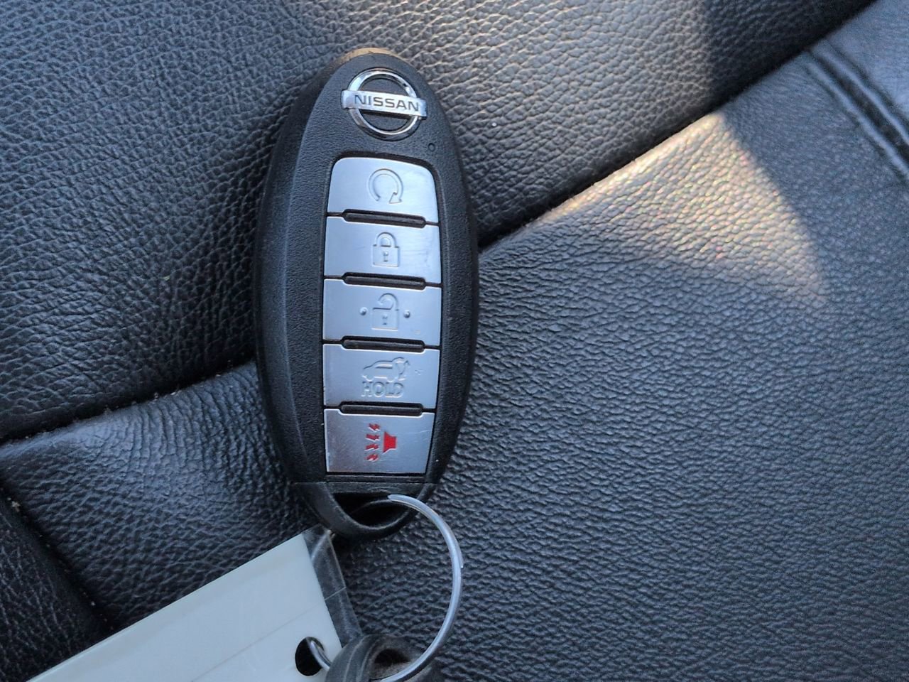 Used 2020 Nissan Pathfinder SL image 28