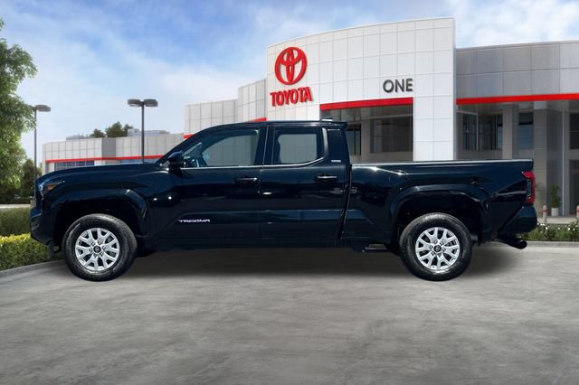Used 2025 Toyota Tacoma SR5 RWD image 8