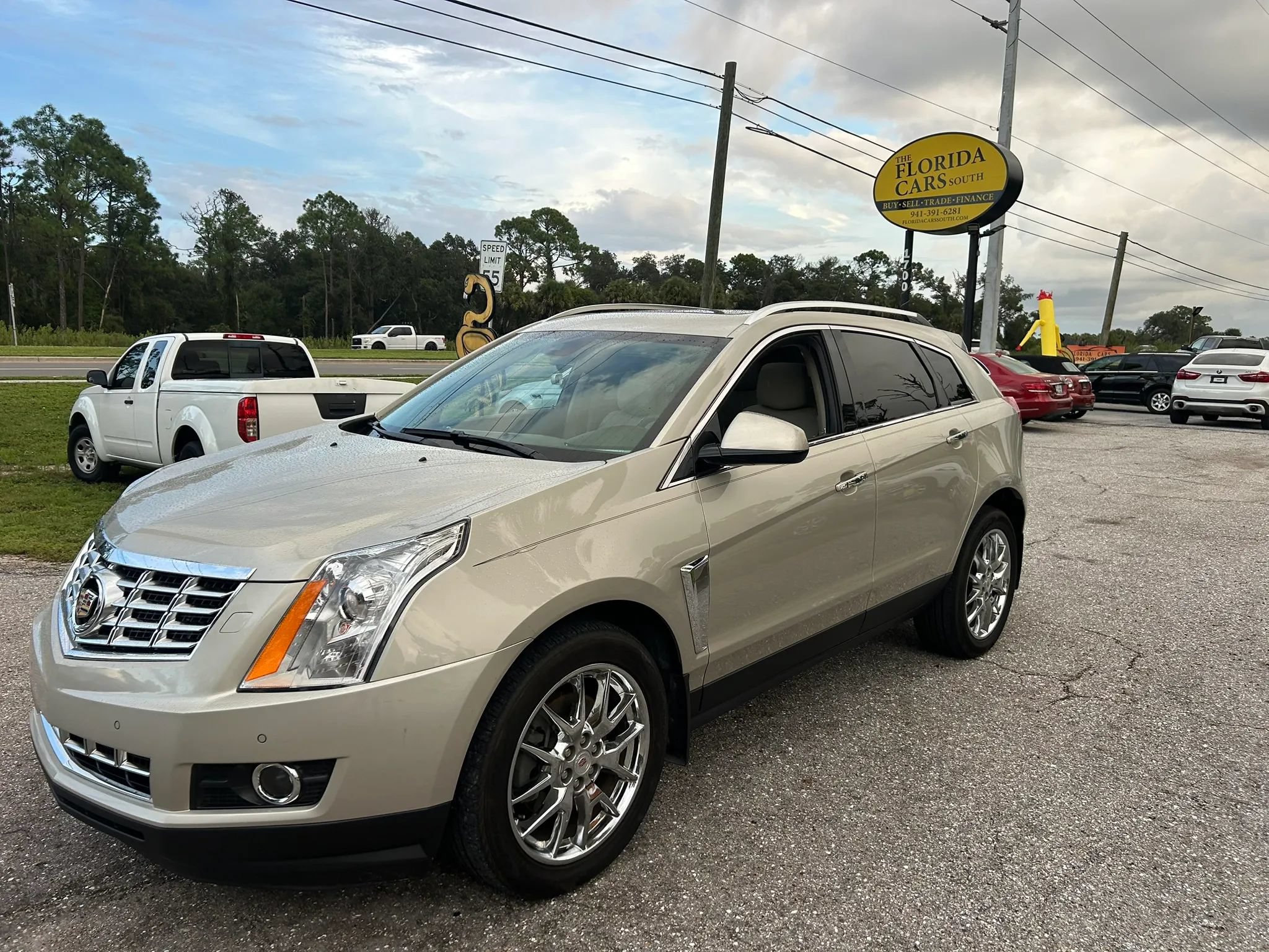 Used 2014 Cadillac SRX Premium FWD image 1