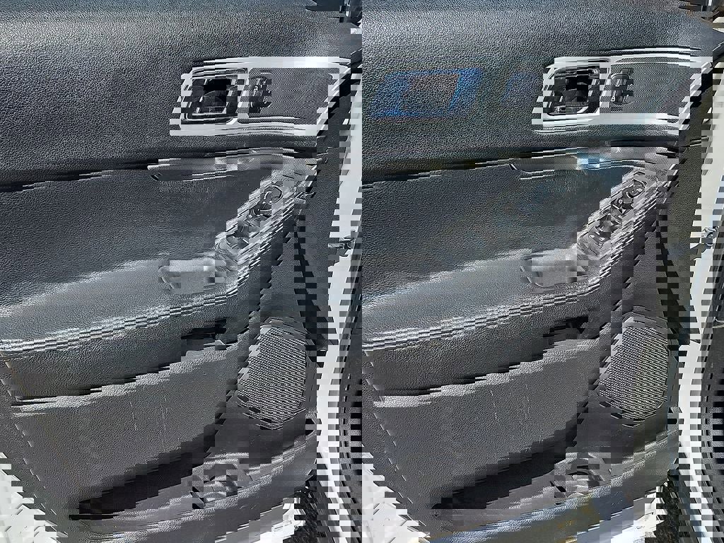 Used 2015 Ford Explorer Sport w/ Equipment Group 401A image 20