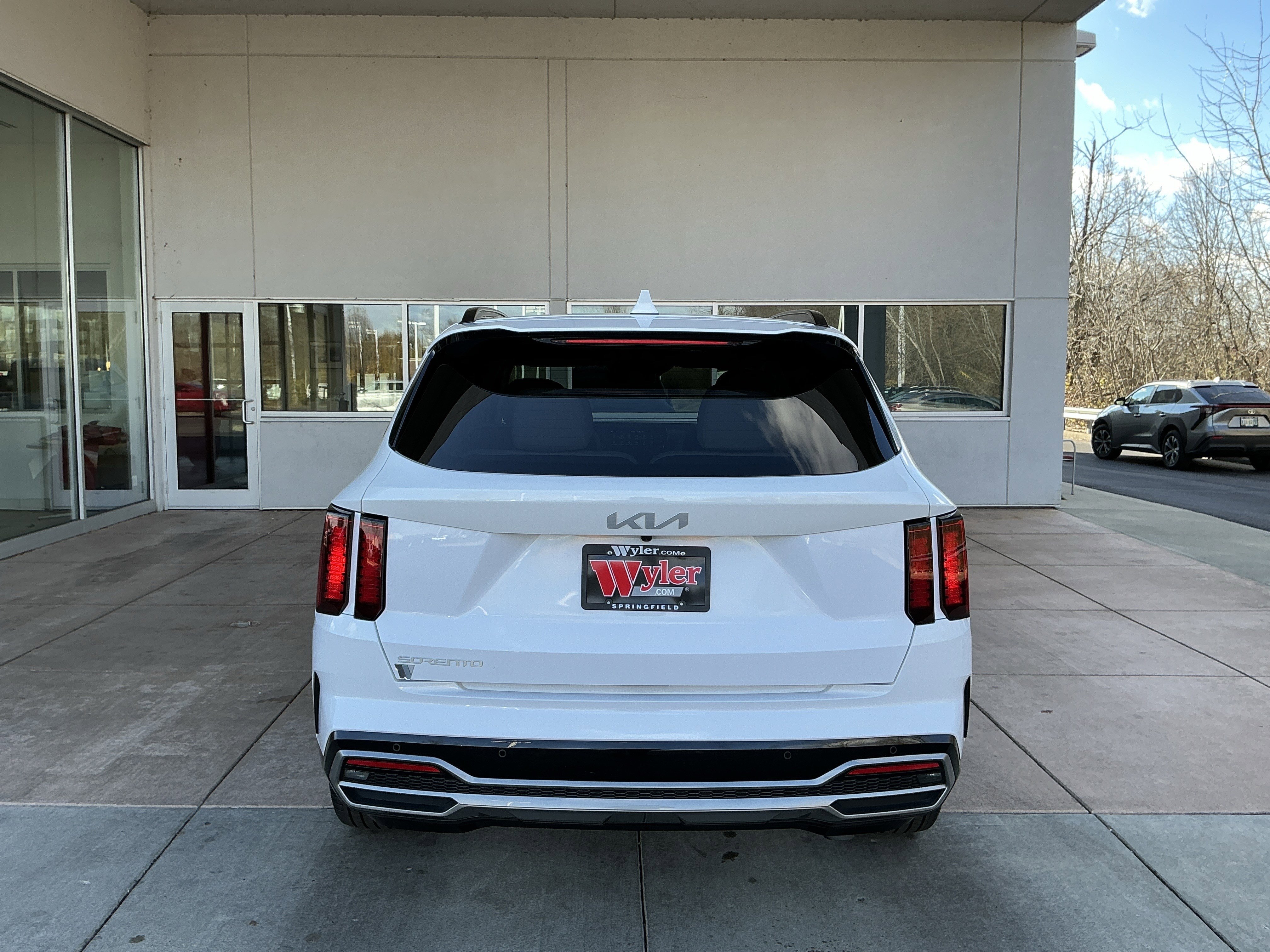 Used 2023 Kia Sorento EX w/ Panoramic Sunroof Package image 21