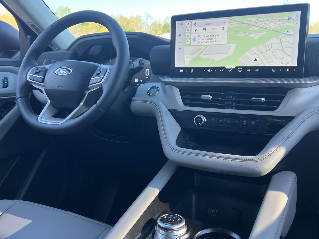 New 2026 Ford Explorer Active w/ Active Comfort Package image 3