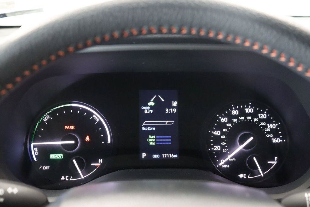 Used 2023 Toyota Sienna XSE w/ XSE Plus Package FWD image 25