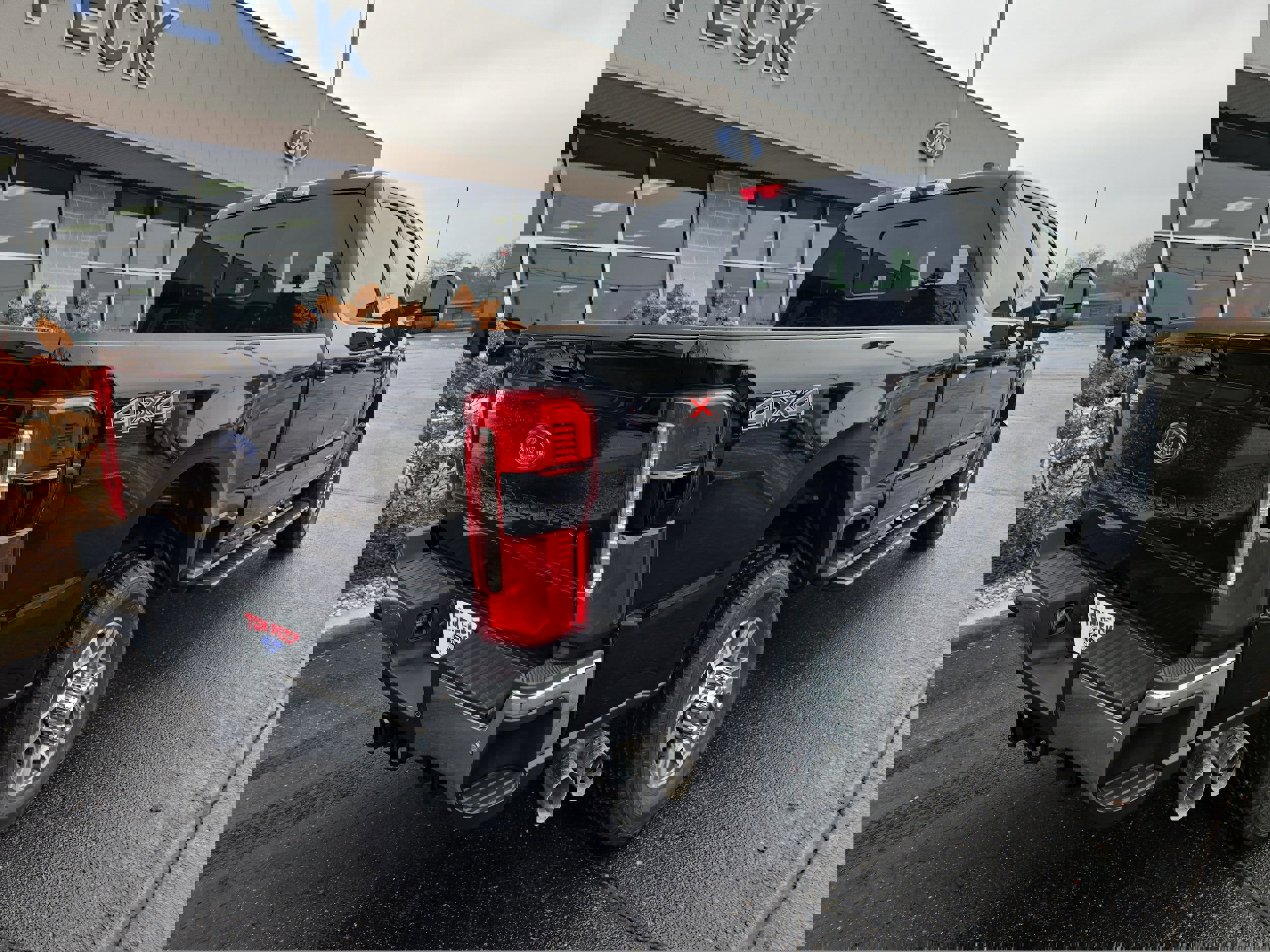 New 2026 Ford F350 Lariat w/ Lariat Premium Package image 9