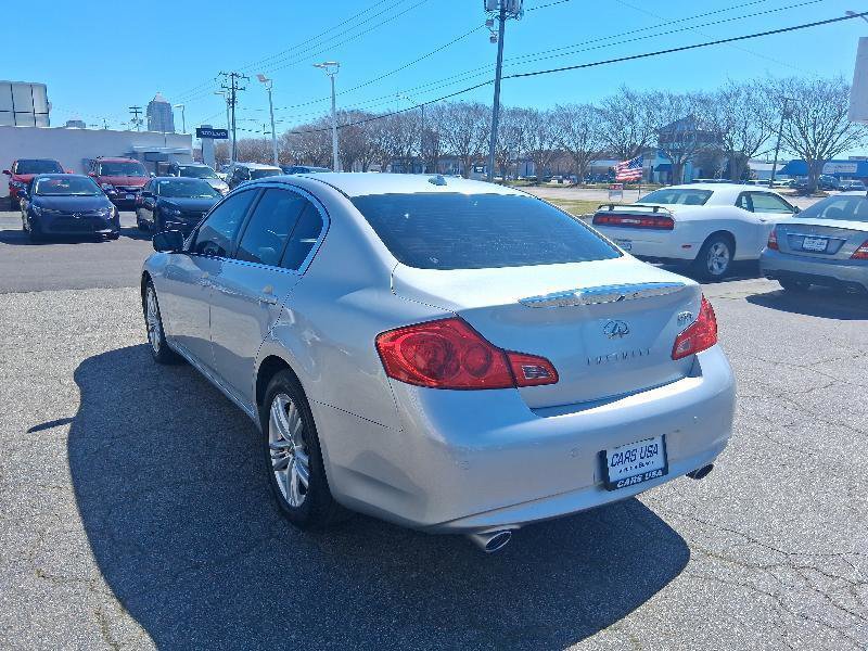 Used 2013 INFINITI G37 x w/ Premium Pkg AWD/4WD image 6