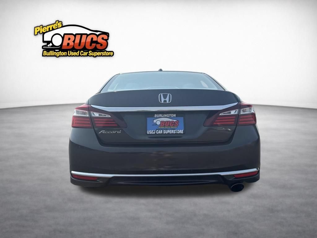 Used 2016 Honda Accord EX image 35