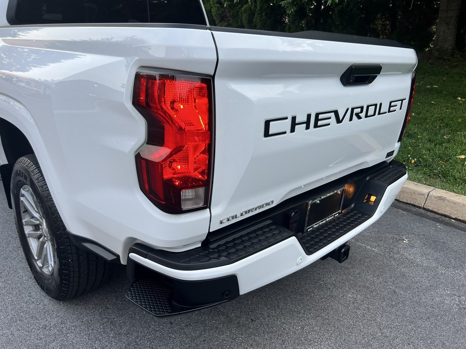Used 2025 Chevrolet Colorado LT w/ Advanced Trailering Package RWD image 93