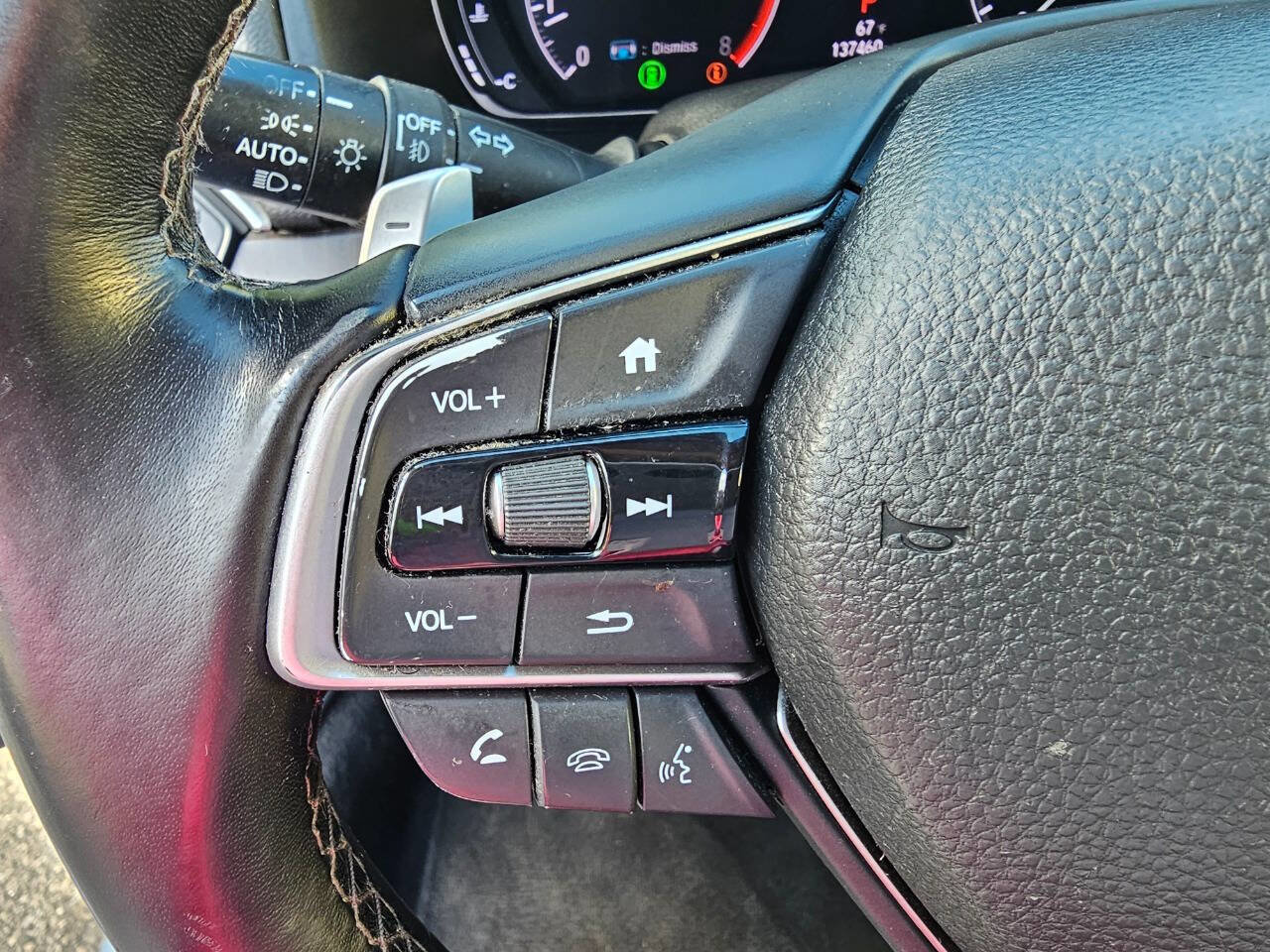 Used 2019 Honda Accord Touring image 17