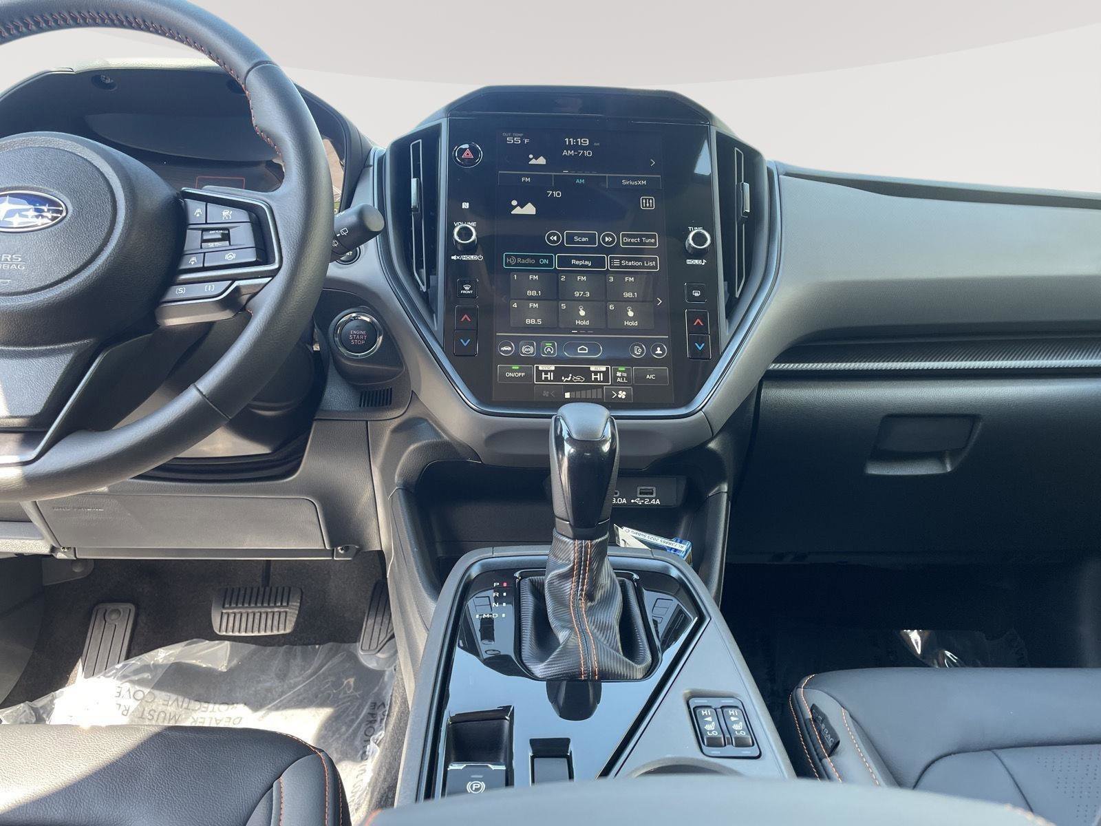 Certified 2025 Subaru Crosstrek 2.5i Limited w/ Crosstrek Mirror Package image 16