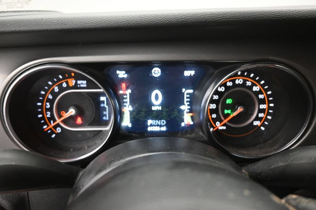 Used 2021 Jeep Gladiator Sport AWD/4WD image 3