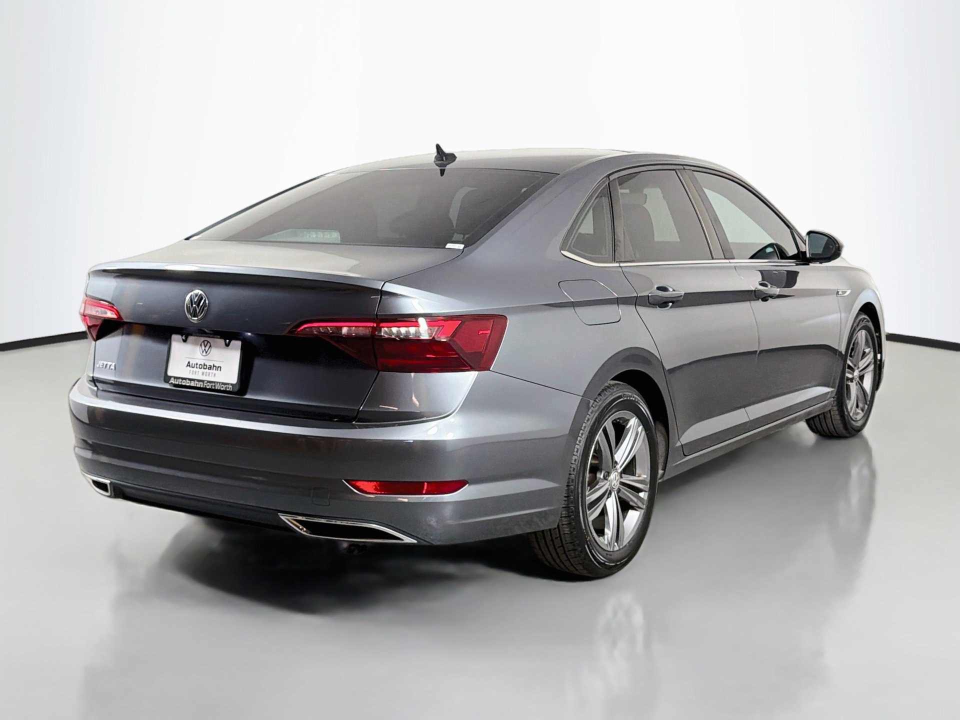 Used 2021 Volkswagen Jetta R-Line w/ R-Line Cold Weather Package FWD image 5