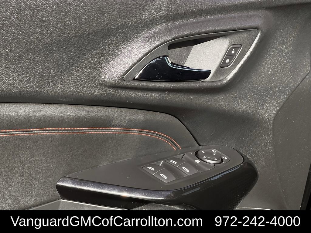 Used 2024 Chevrolet Trax RS w/ Sunroof Package image 24