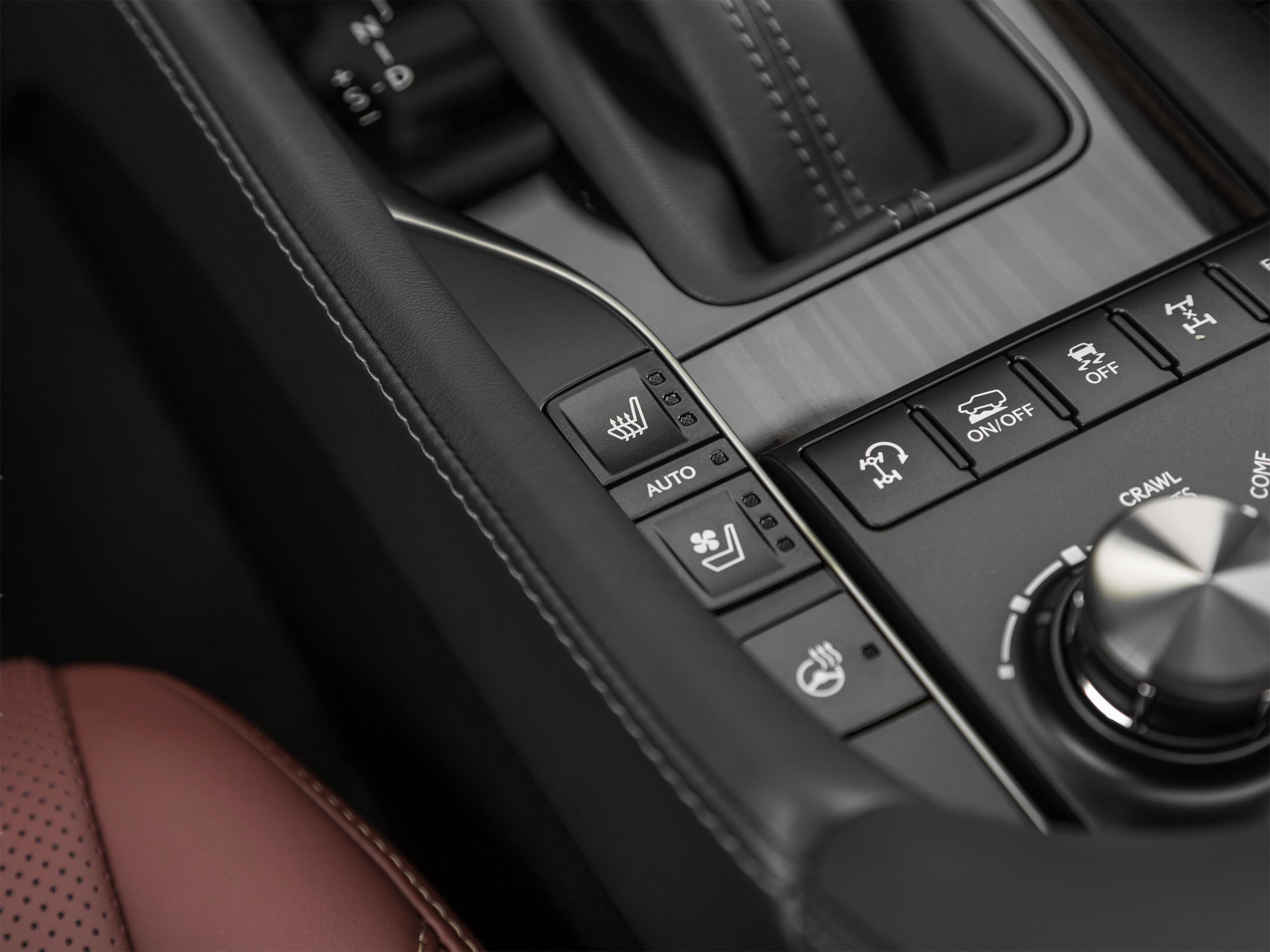 Certified 2021 Lexus LX 570 4WD w/ Luxury Package image 60