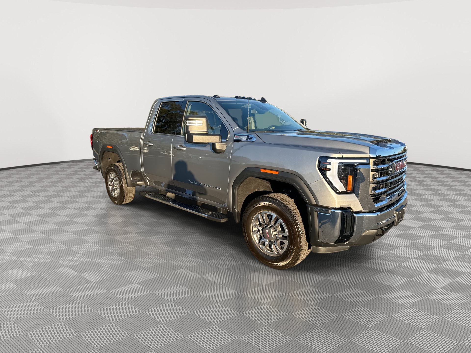New 2026 GMC Sierra 2500 SLE w/ SLE Value Package; AWD/4WD image 2