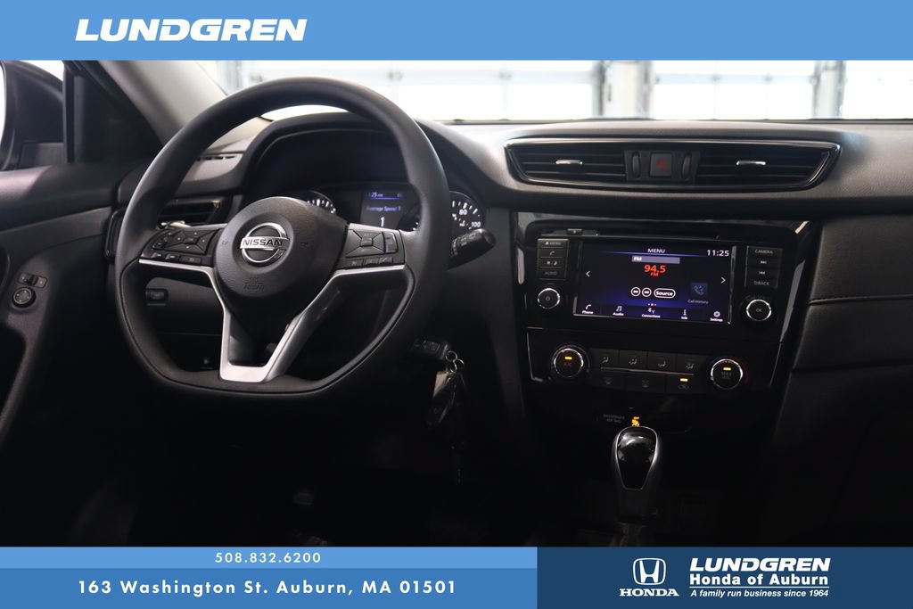 Used 2019 Nissan Rogue S AWD/4WD image 4