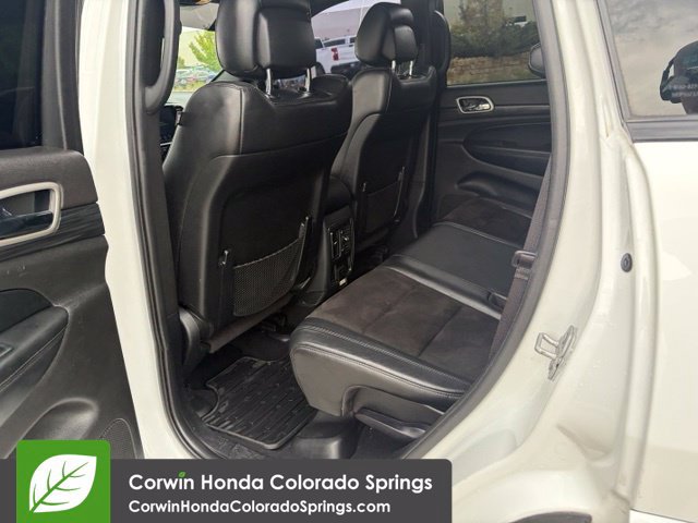 Used 2020 Jeep Grand Cherokee Altitude AWD/4WD image 15