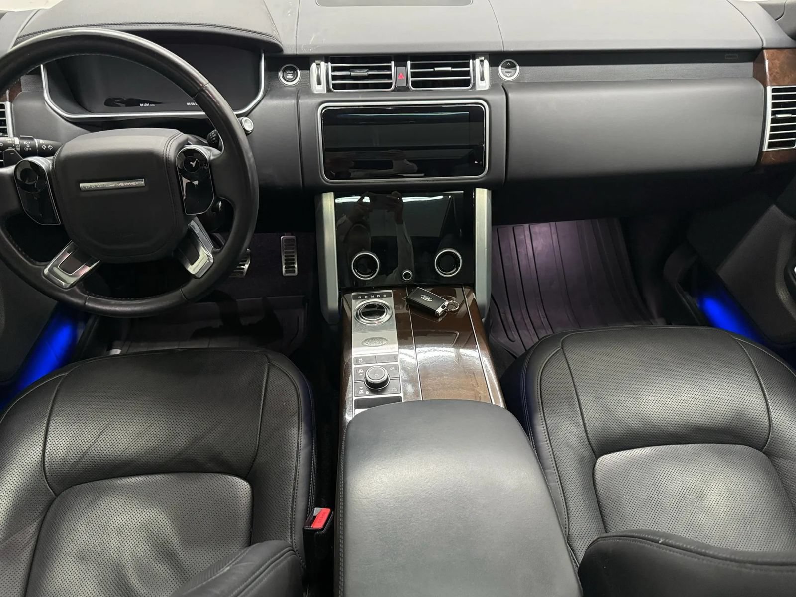 Used 2021 Land Rover Range Rover P525 Westminster Edition LWB AWD/4WD image 2