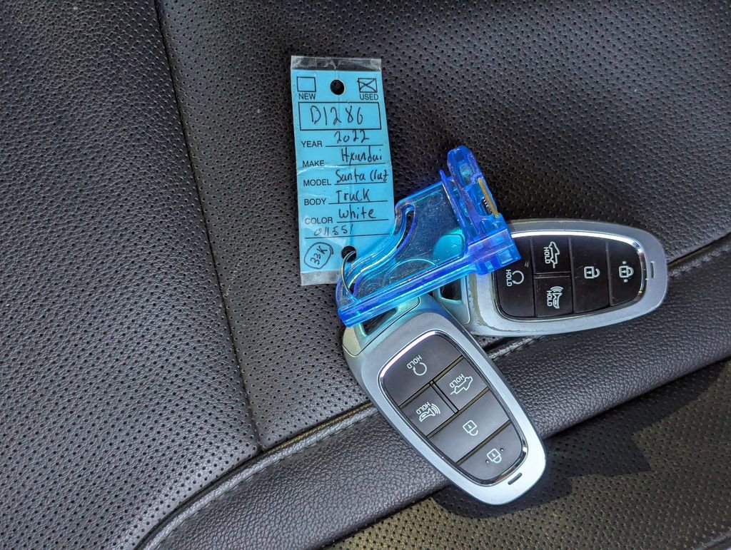 Used 2022 Hyundai Santa Cruz Limited image 38