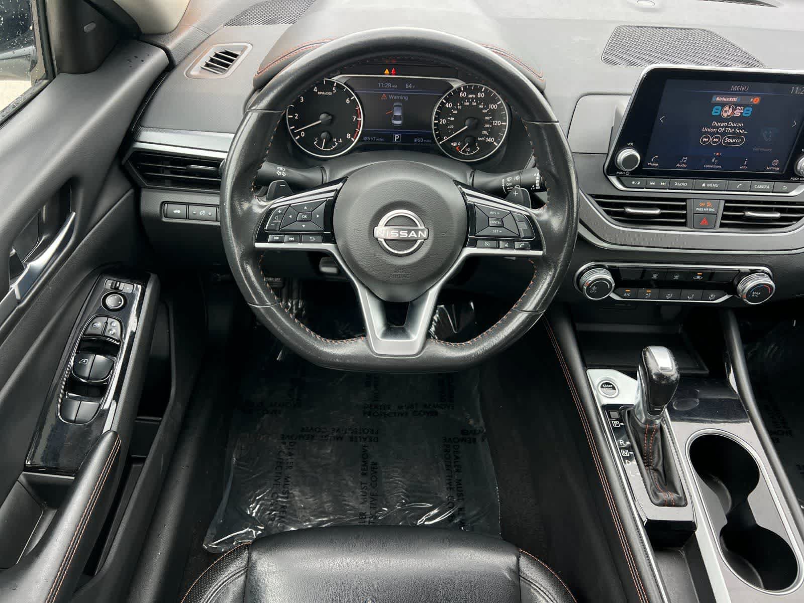 Used 2024 Nissan Altima 2.5 SR FWD image 15