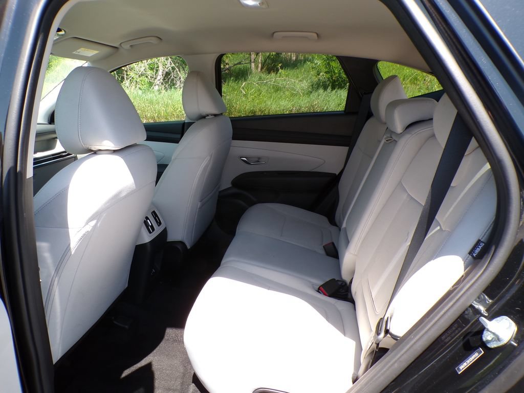Certified 2025 Hyundai Tucson SEL AWD/4WD image 18
