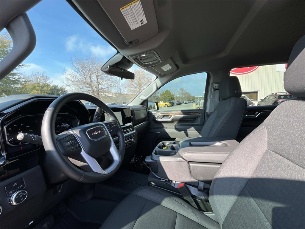 Used 2024 GMC Sierra 1500 Elevation w/ Max Trailering Package image 10
