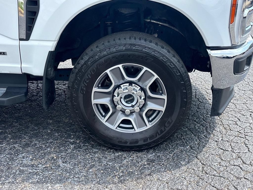 Used 2023 Ford F250 Lariat AWD/4WD image 11