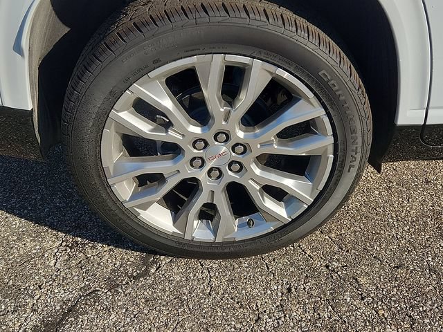 New 2026 GMC Acadia Denali w/ Super Cruise Package FWD image 5