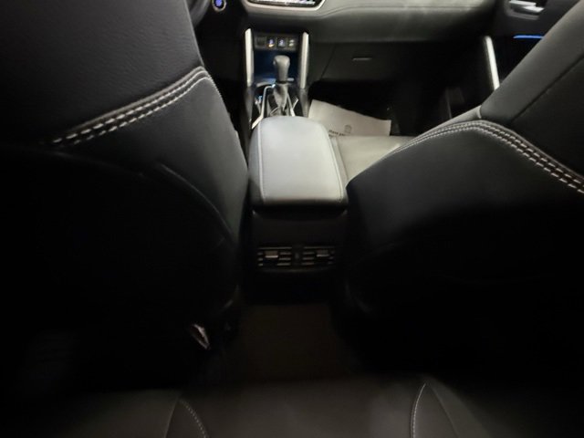 Used 2022 Toyota Corolla Cross XLE w/ Convenience Package image 30