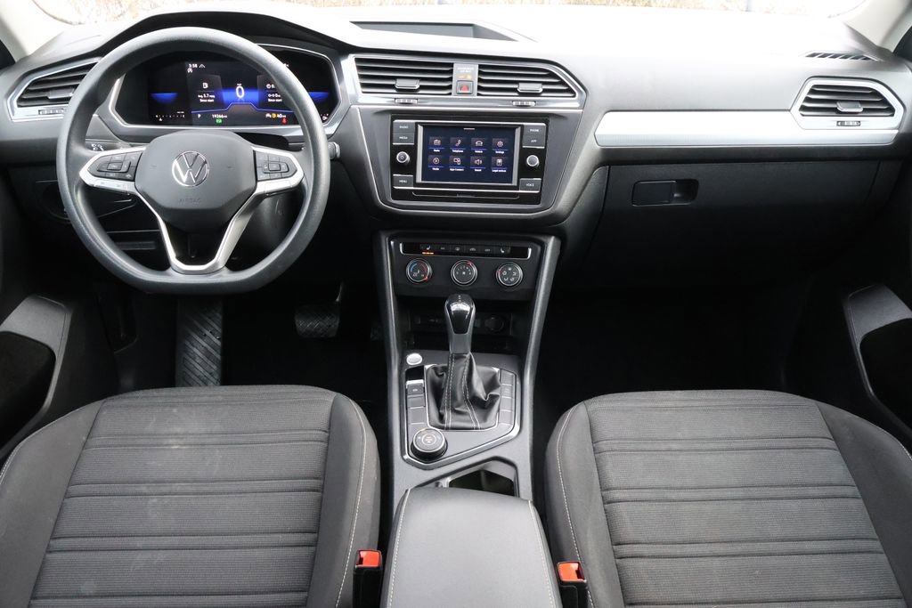 Used 2022 Volkswagen Tiguan S image 15