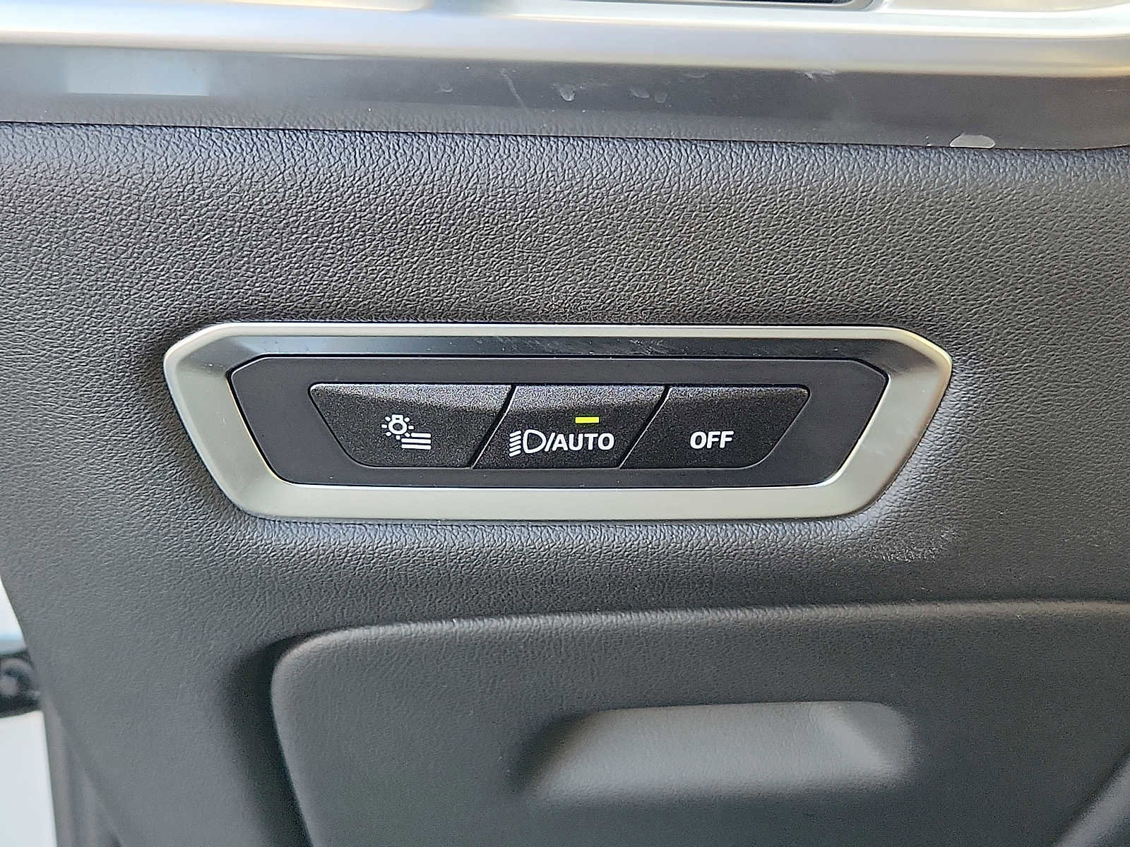 Certified 2024 BMW X7 xDrive40i image 21