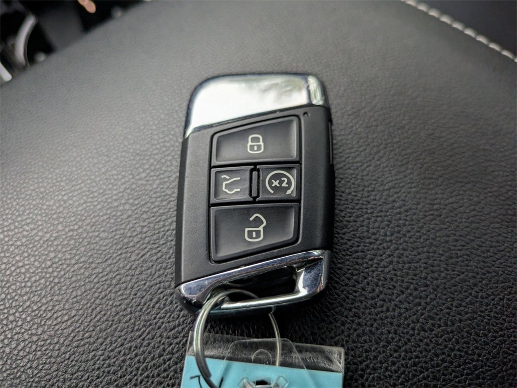 Certified 2021 Volkswagen Atlas Cross Sport SEL image 30