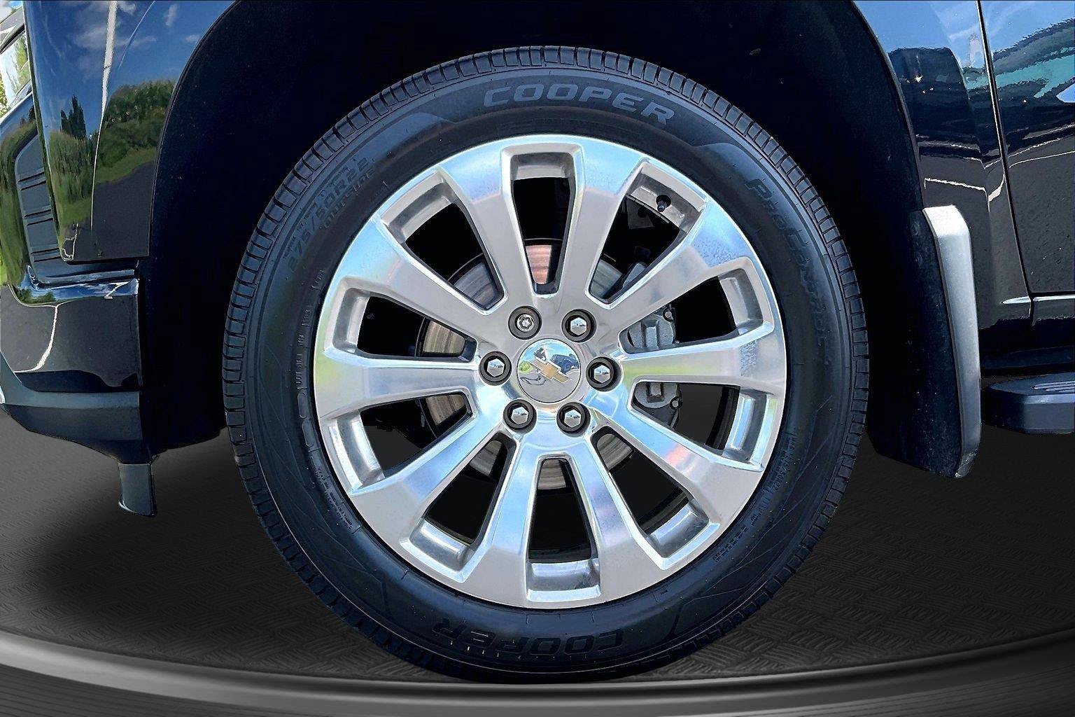 Used 2021 Chevrolet Silverado 1500 High Country AWD/4WD image 10