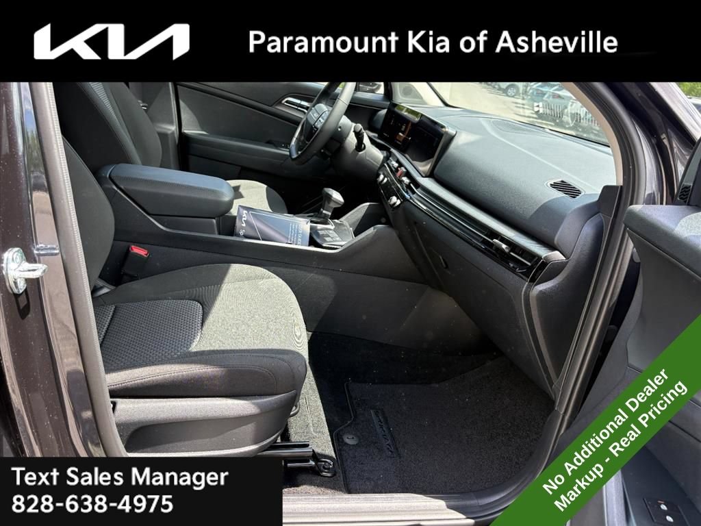New 2026 Kia Sportage LX w/ LX Convenience Package AWD/4WD image 19