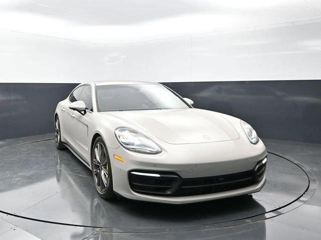 Used 2022 Porsche Panamera 4 E-Hybrid AWD/4WD image 5