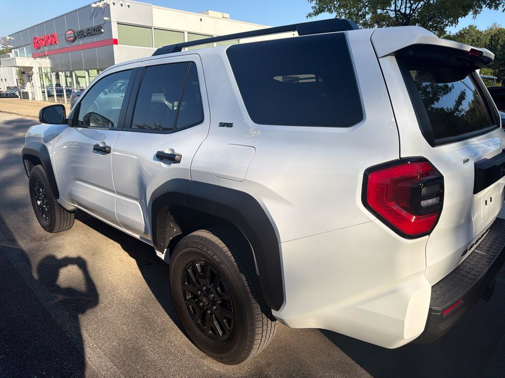 Used 2026 Toyota 4Runner SR5 RWD image 2