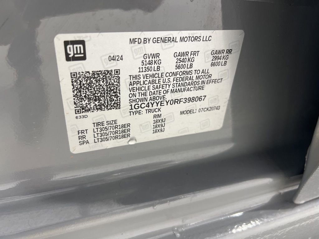 Used 2024 Chevrolet Silverado 2500 ZR2 w/ Technology Package image 31