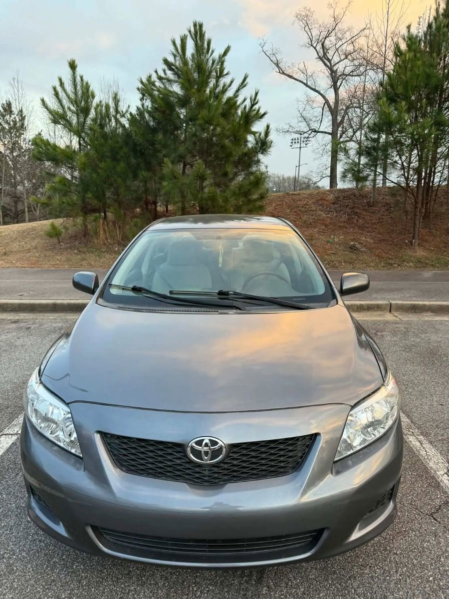 Used 2010 Toyota Corolla LE image 4