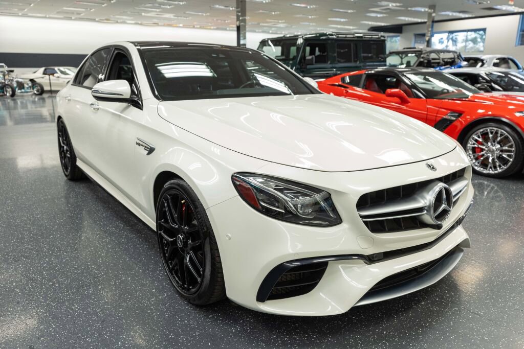 Used 2018 Mercedes-Benz E 63 AMG S w/ AMG Advanced Lighting Package image 3