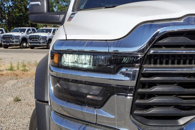 New 2025 RAM 5500 Tradesman AWD/4WD video 5