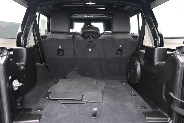 Used 2019 Jeep Wrangler Unlimited Rubicon AWD/4WD image 7