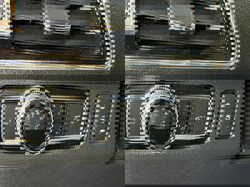 Used 2021 Lincoln Navigator Reserve w/ Luxury Package image 31