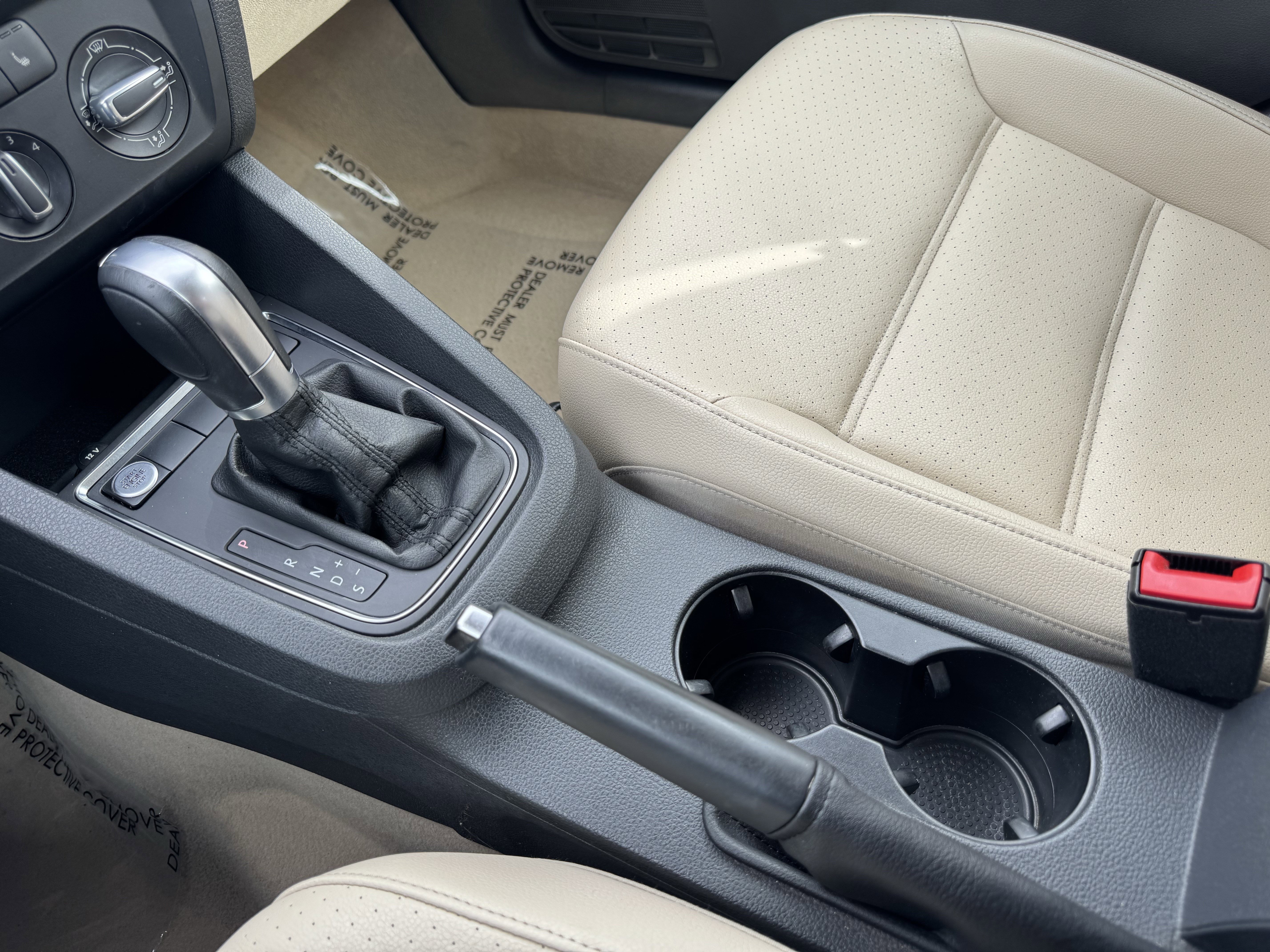 Used 2015 Volkswagen Jetta SE image 27