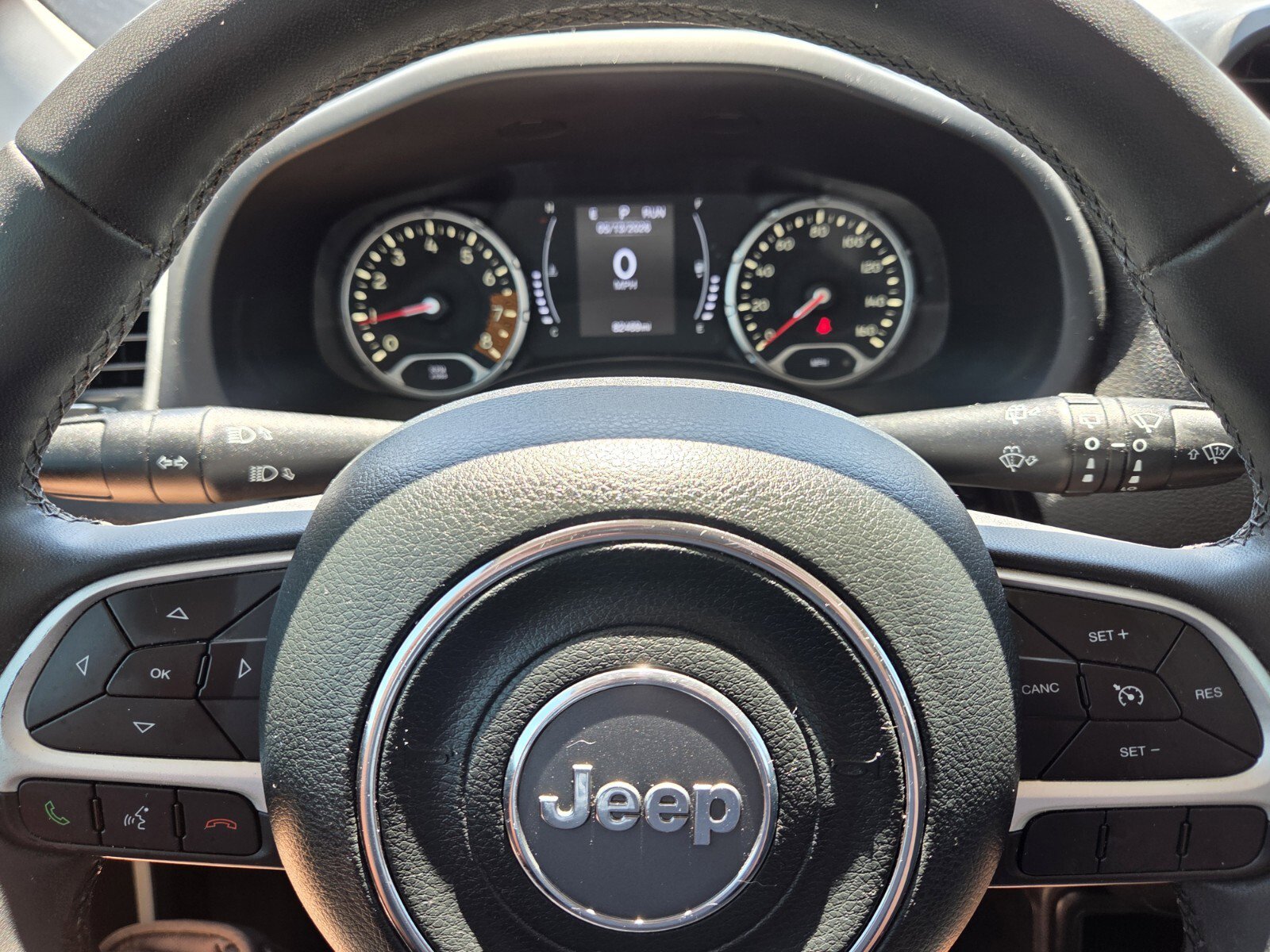 Used 2019 Jeep Renegade Latitude FWD image 18