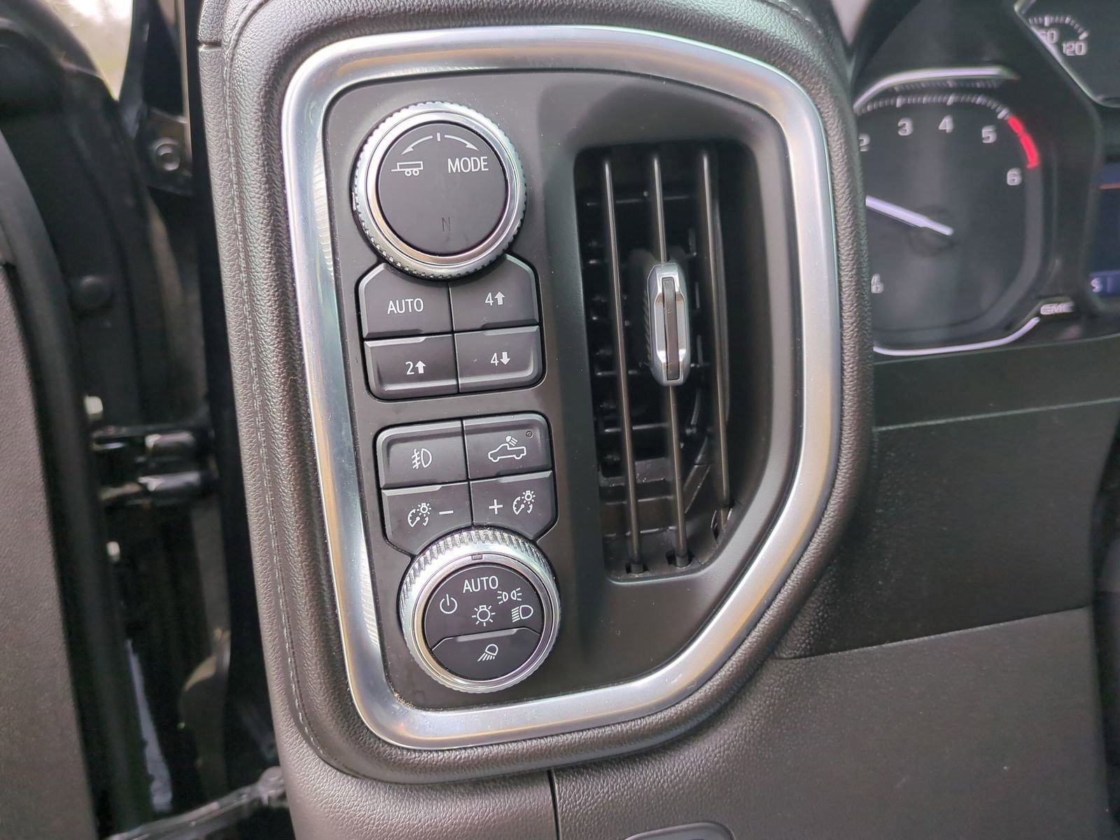 Certified 2020 GMC Sierra 1500 SLT w/ SLT Premium Plus Package image 18