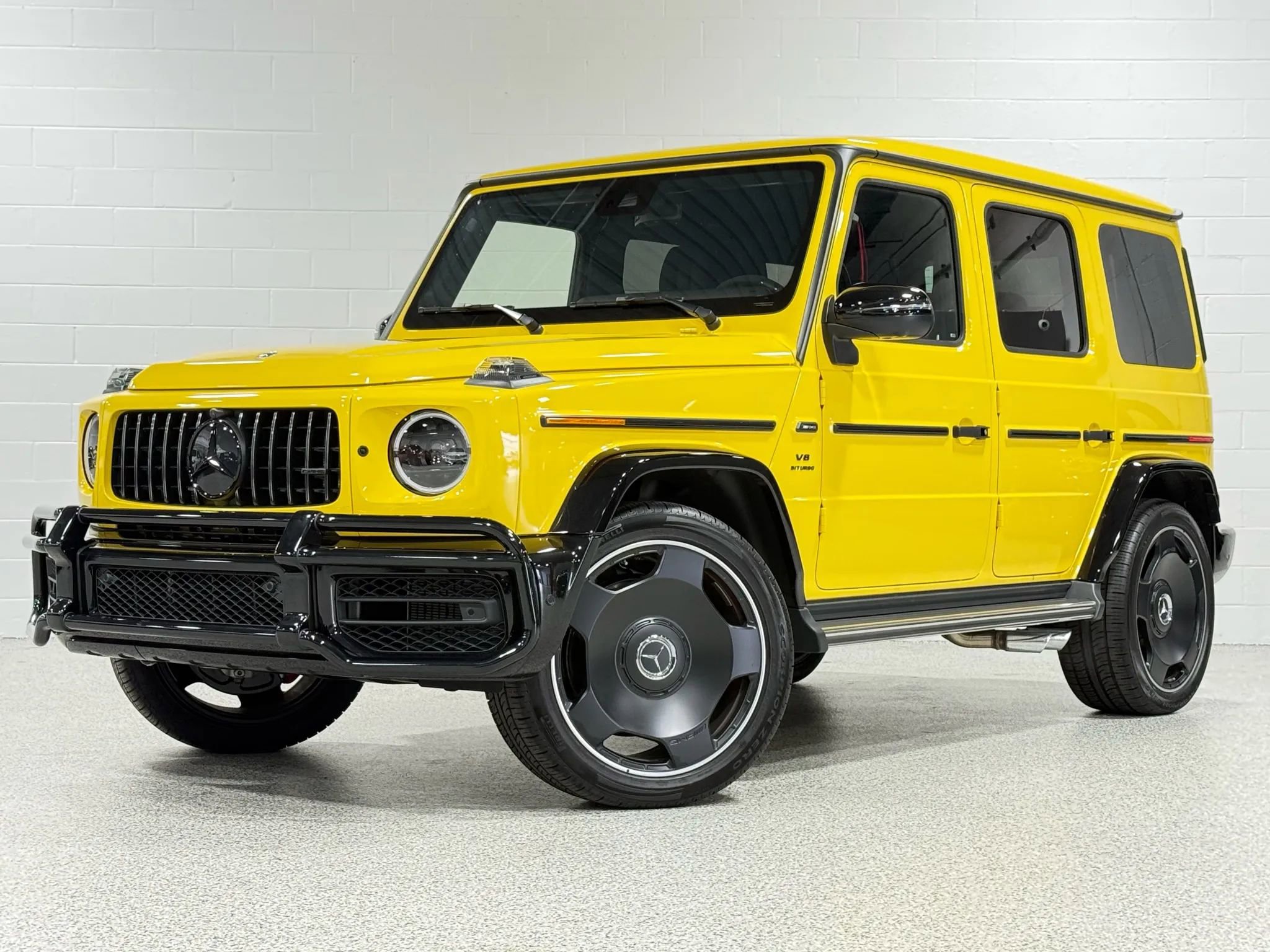 Used 2024 Mercedes-Benz G 63 AMG 4MATIC image 2