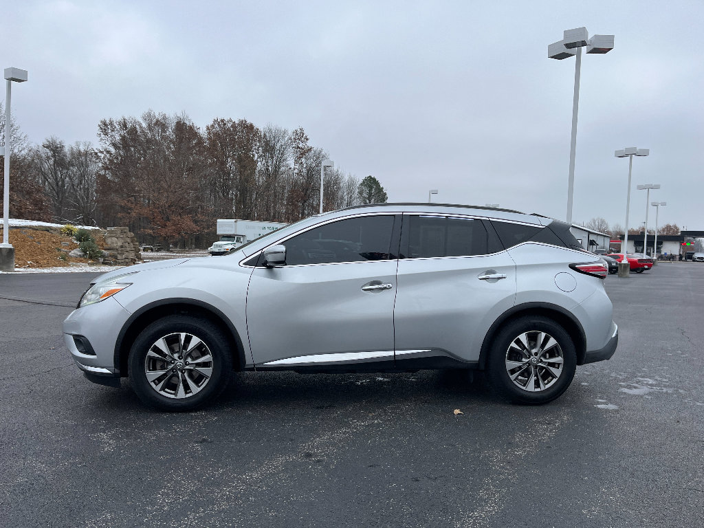 Used 2017 Nissan Murano SV image 4