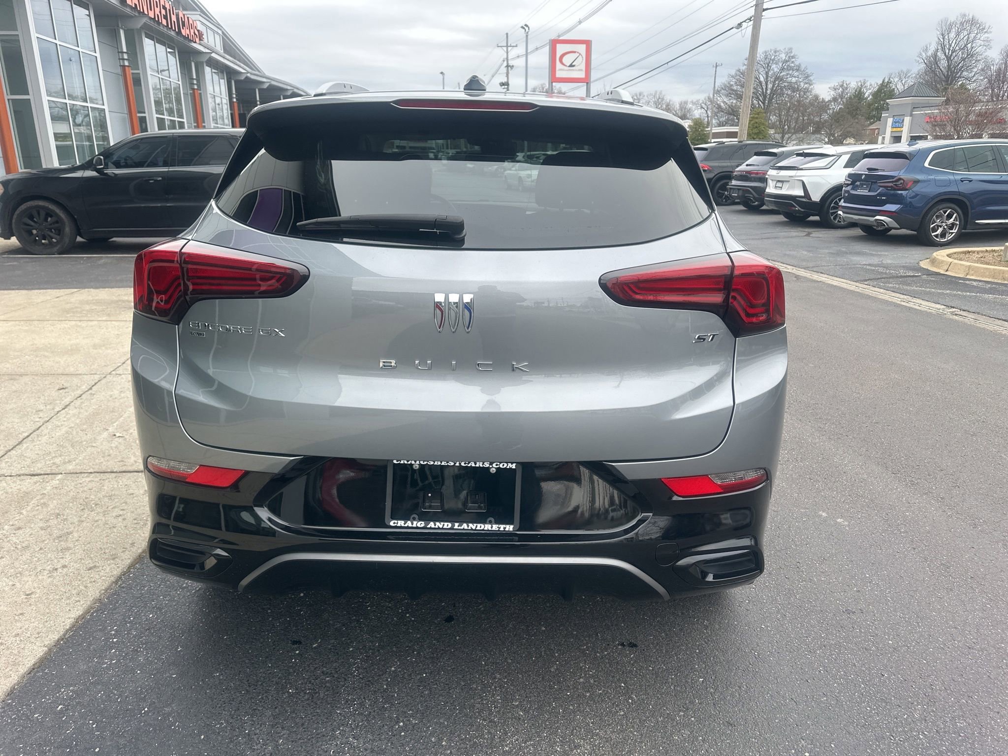 Used 2024 Buick Encore GX Sport Touring image 4