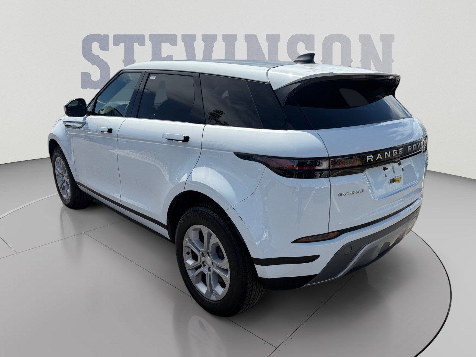 Used 2021 Land Rover Range Rover Evoque S AWD/4WD image 3